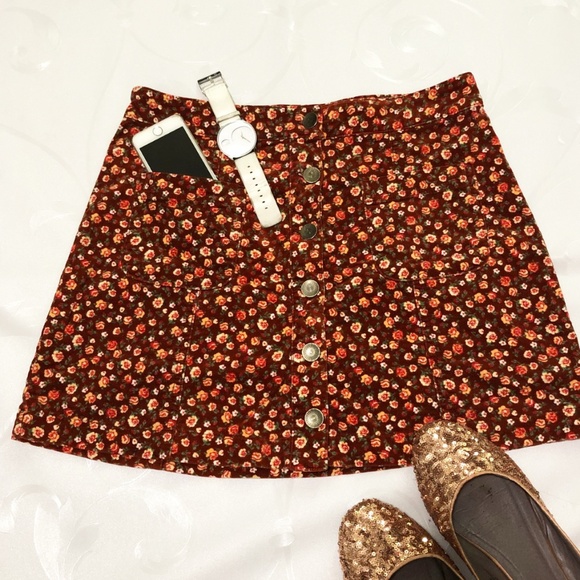Forever 21 Dresses & Skirts - Forever 21 corduroy floral print mini skirt